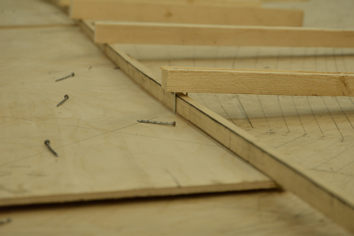 доска с гвоздями