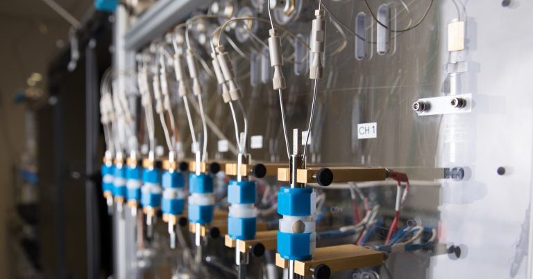 Морская вода заменит в аккумуляторах тяжёлые металлы Морская вода заменит в аккумуляторах тяжёлые металлы