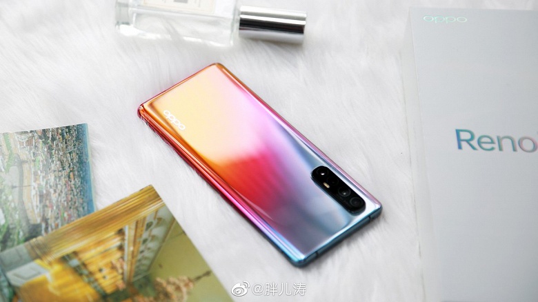 Последний флагман года Oppo Reno 3 с SoC Dimensity 1000 в большой подборке реальных фото