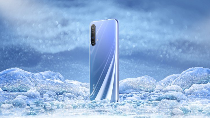 Флагман Realme X50 за день не разряжается даже наполовину