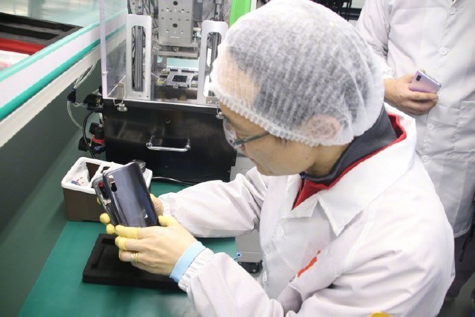 Xiaomi запустила собственный завод по производству флагманских смартфонов