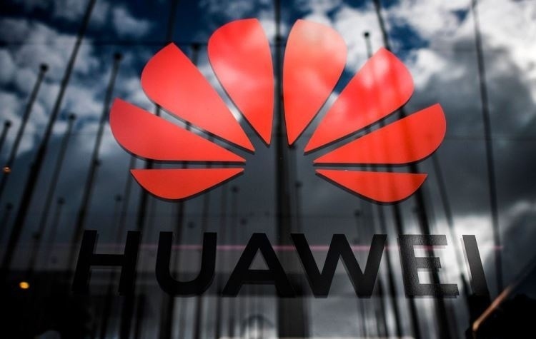 Huawei демонстрирует уверенный рост, но ожидает трудностей в 2020 году