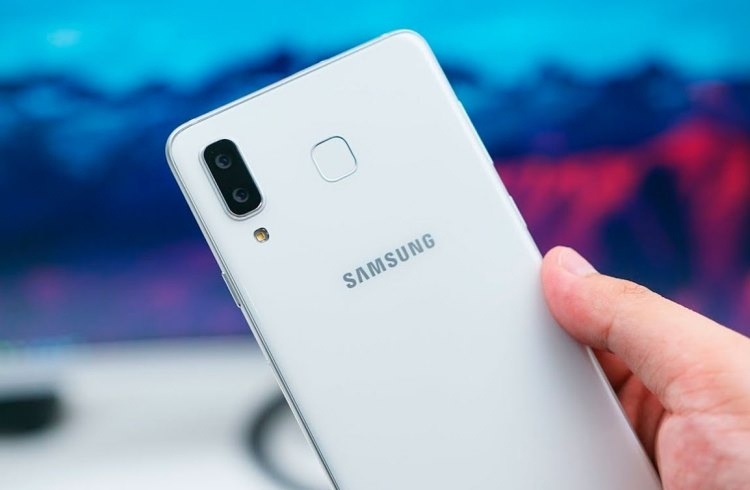Samsung работает над обновлённой версией смартфона Galaxy M20