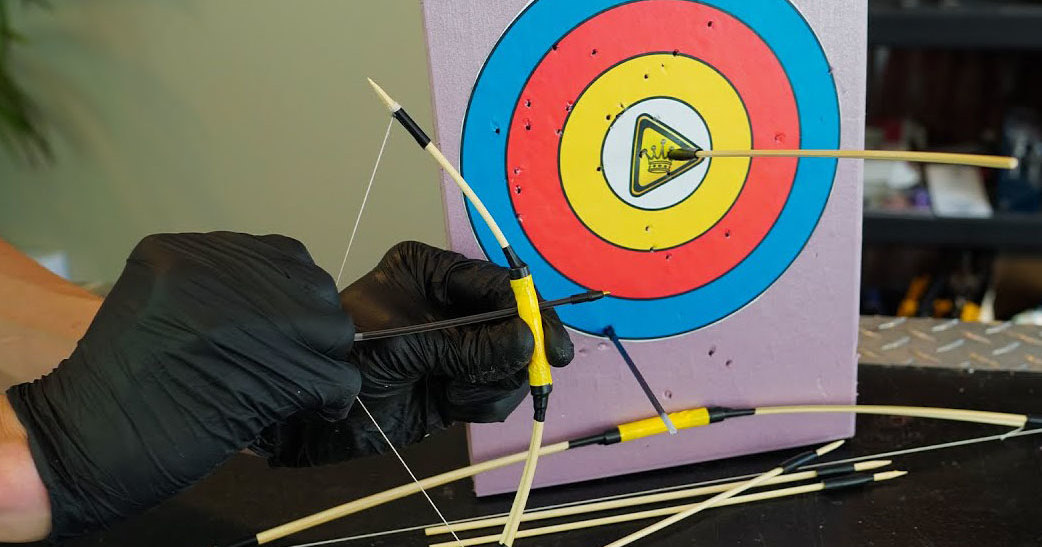 На что способен самодельный карманный лук На что способен самодельный карманный лук