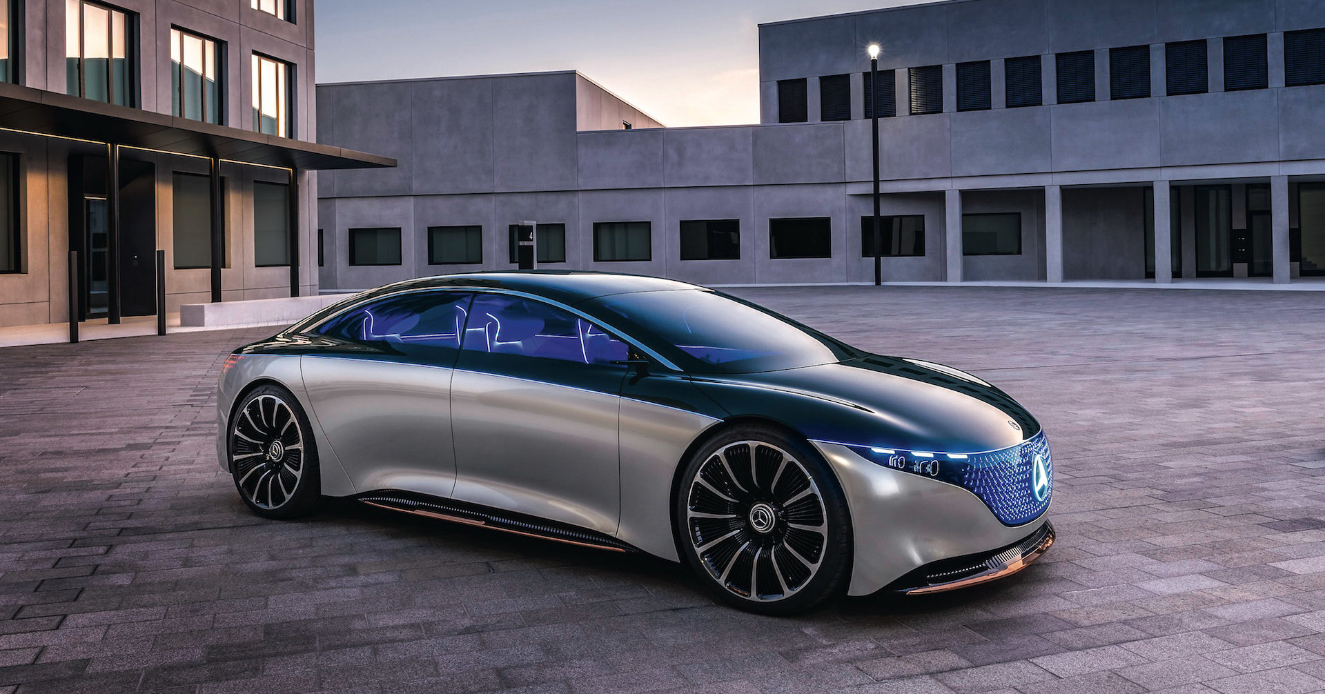 Прототип сияющий: электромобиль со множеством светодиодов Прототип сияющий: электромобиль со множеством светодиодов