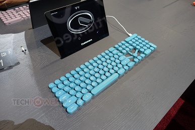 Martiantec Martian 104 &mdash; возможно, самый странный прототип клавиатуры, показанный на CES