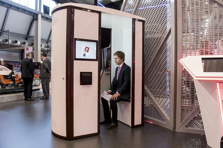 Россияне получили первые загранпаспорта с помощью криптобиокабин - 1 Россияне получили первые загранпаспорта с помощью криптобиокабин