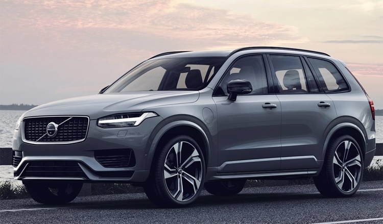 Флагманский внедорожник Volvo XC90 станет электрокаром в 2022 году Флагманский внедорожник Volvo XC90 станет электрокаром в 2022 году