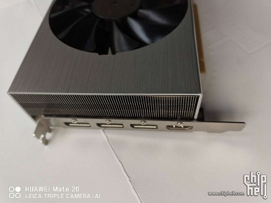 Китаец сам создал видеокарту AMD Radeon Nano, серийной версии которой никогда не существовало - 3 Китаец сам создал видеокарту AMD Radeon Nano, серийной версии которой никогда не существовало