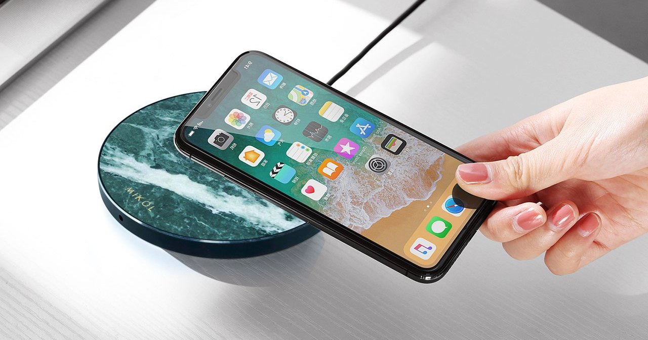 Заряжать смартфоны можно будет в радиусе 2 метров от зарядки Заряжать смартфоны можно будет в радиусе 2 метров от зарядки