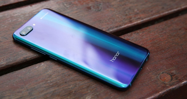 Стабильная Android 10 пришла ещё на два смартфона Honor - 1 Стабильная Android 10 пришла ещё на два смартфона Honor