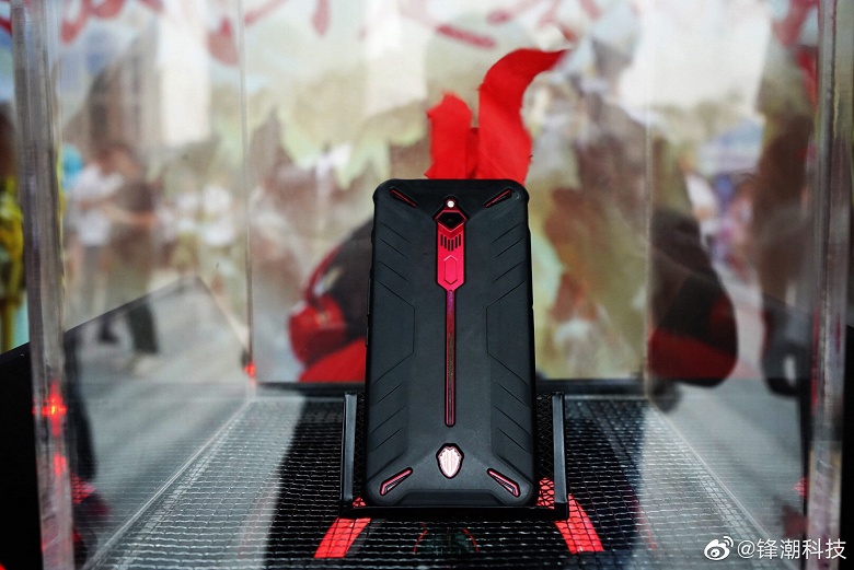 16 ГБ ОЗУ в смартфоне &mdash; новая реальность