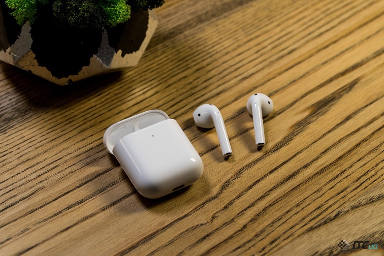 У Apple AirPods большие проблемы. Купить наушники все сложнее