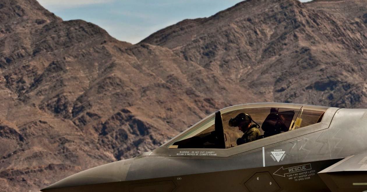 «Красуху» подозревают в поломке F-22 и F-35