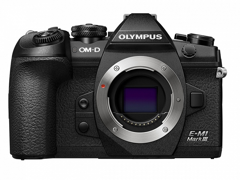 Камера Olympus OM-D E-M1 Mark III стоимостью 1800 долларов отнесена к профессиональному сегменту