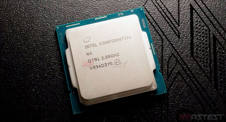 Перед вами 10-ядерный 65-ваттный Core i9-10900 в исполнении LGA 1200