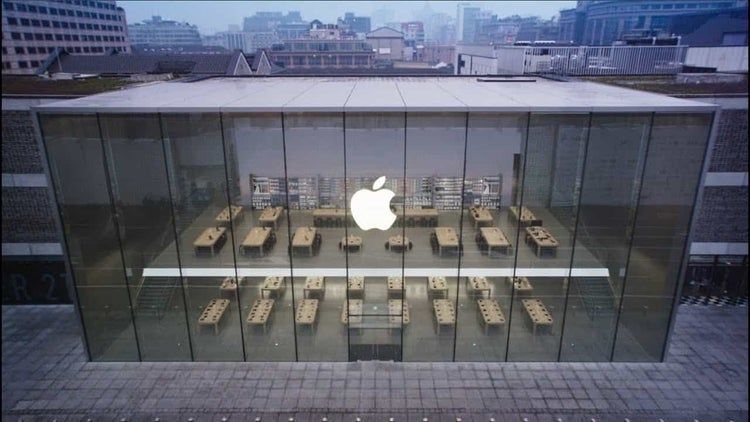Apple признала, что не сможет выручить в первом квартале запланированную ранее сумму