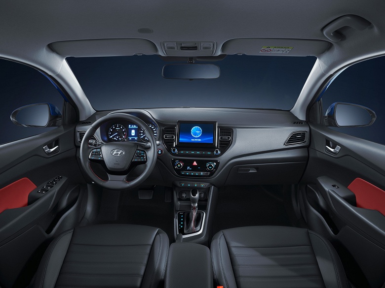 В России представлена обновленная версия народного автомобиля Hyundai Solaris - 2 В России представлена обновленная версия народного автомобиля Hyundai Solaris