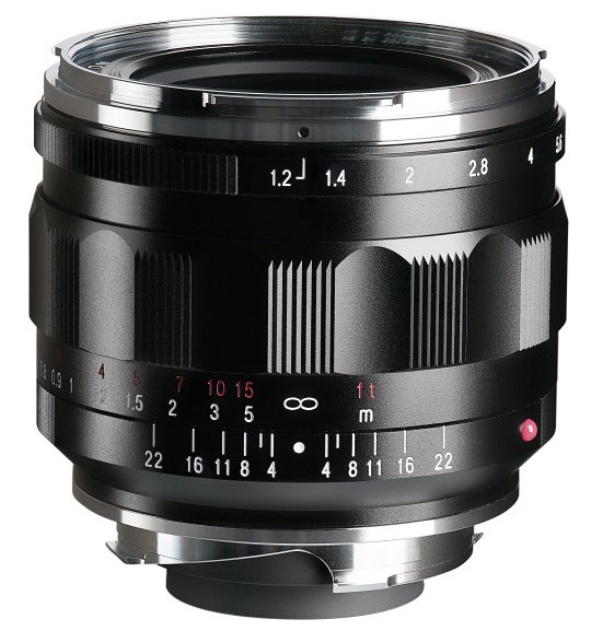 Объектив Voigtlander Nokton 35mm f/1.2 Aspherical III весит на 30% меньше предшественника