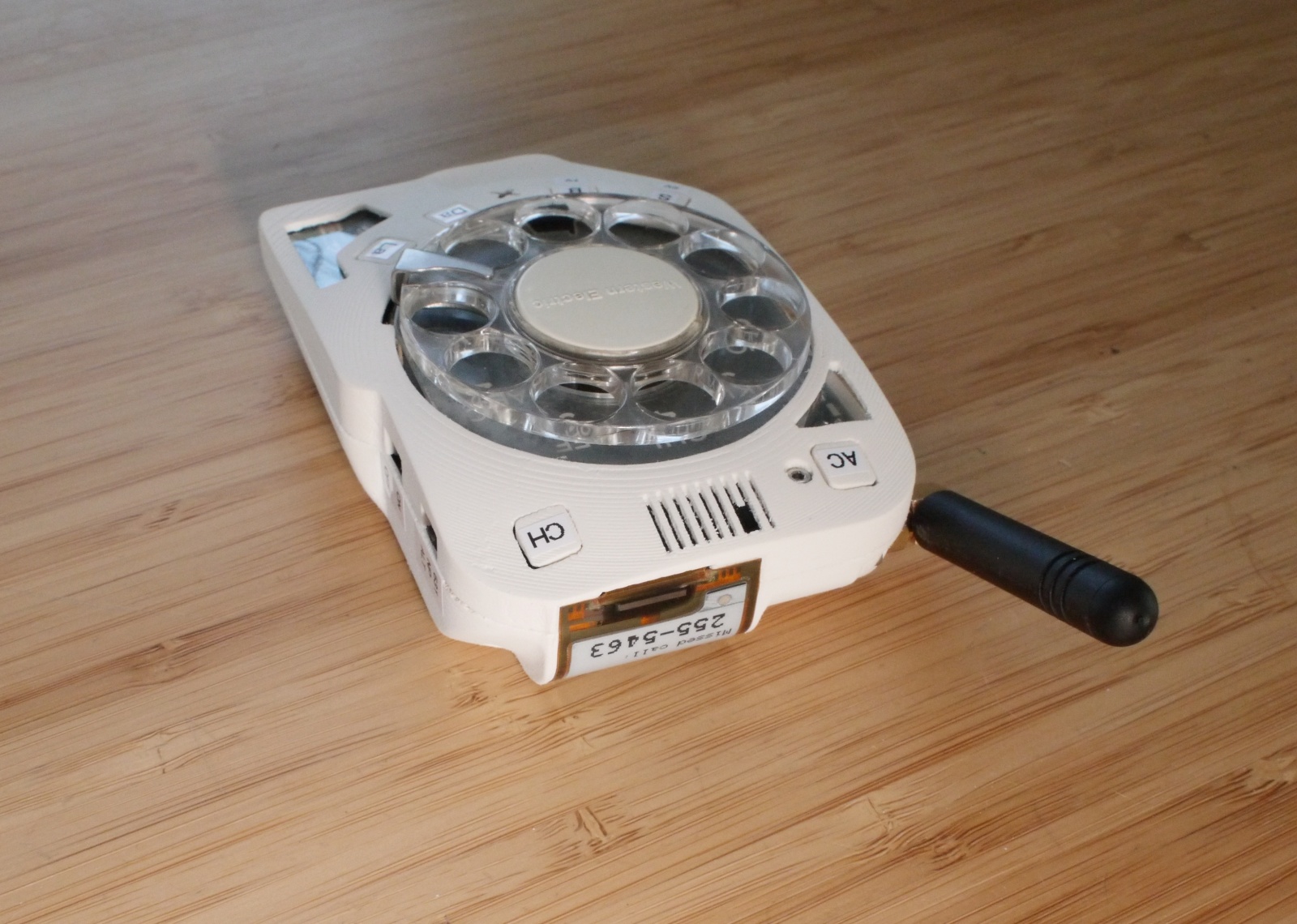 Сотовый телефон с дисковым номеронабирателем - 18