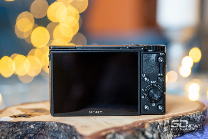 Новая статья: Обзор фотокамеры Sony RX100 VII: элитная карманная камера