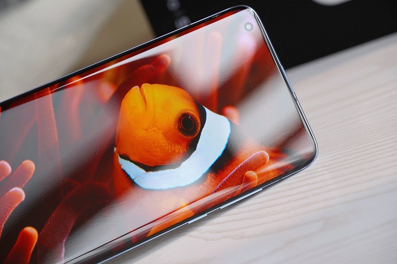 Сравнение камер Xiaomi Mi 10, Huawei P30 Pro и Samsung Galaxy S10+. Новинка Xiaomi лучшая далеко не всегда