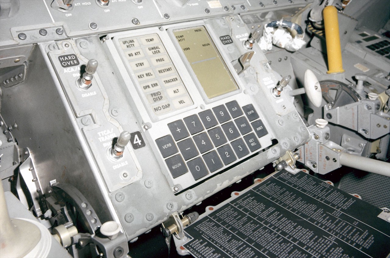 Погружение в недра бортового управляющего компьютера «Аполлона» и хак, спасший миссию «Аполлон-14» - 21