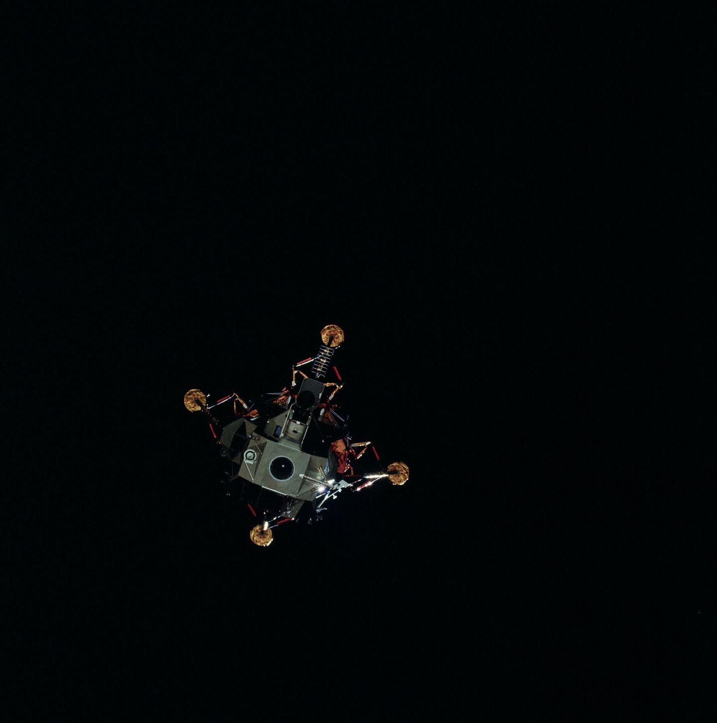 Погружение в недра бортового управляющего компьютера «Аполлона» и хак, спасший миссию «Аполлон-14» - 37