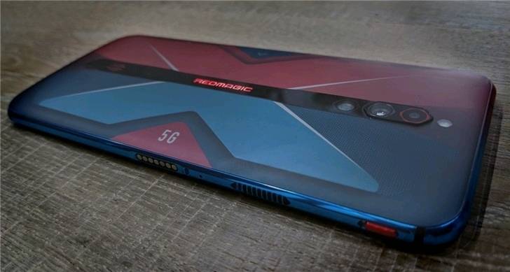 Nubia Red Magic 5G вживую выглядит действительно уникально - 1 Nubia Red Magic 5G вживую выглядит действительно уникально