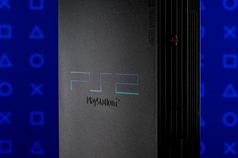 Легендарная консоль PlayStation 2 разменяла третий десяток