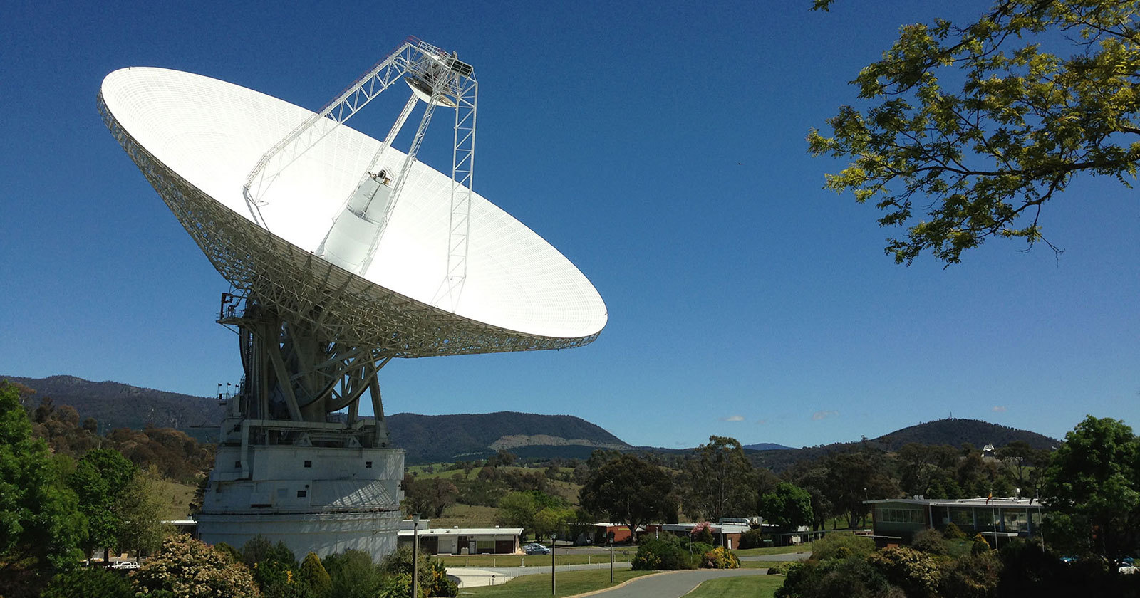 «Вояджер-2» почти год не будет получать команды с Земли «Вояджер-2» почти год не будет получать команды с Земли