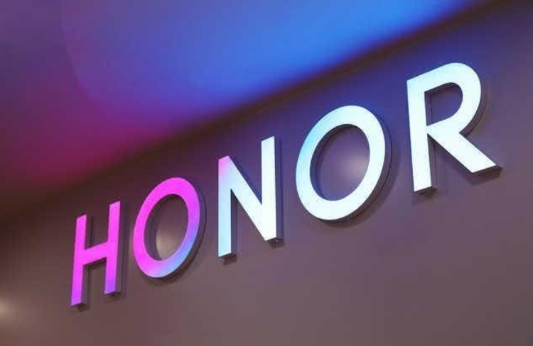 Смартфон среднего уровня Honor AKA-AL10 прошёл сертификацию TENAA Смартфон среднего уровня Honor AKA-AL10 прошёл сертификацию TENAA