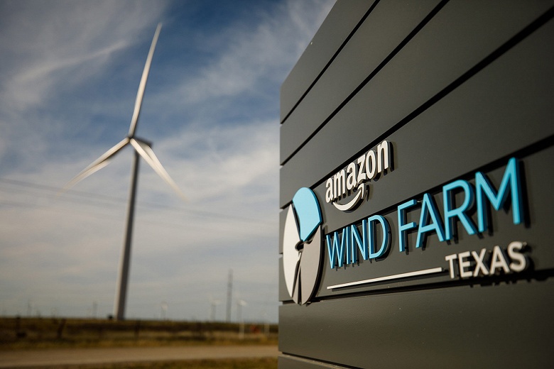 Amazon продолжает инвестировать в ветряные и солнечные электростанции
