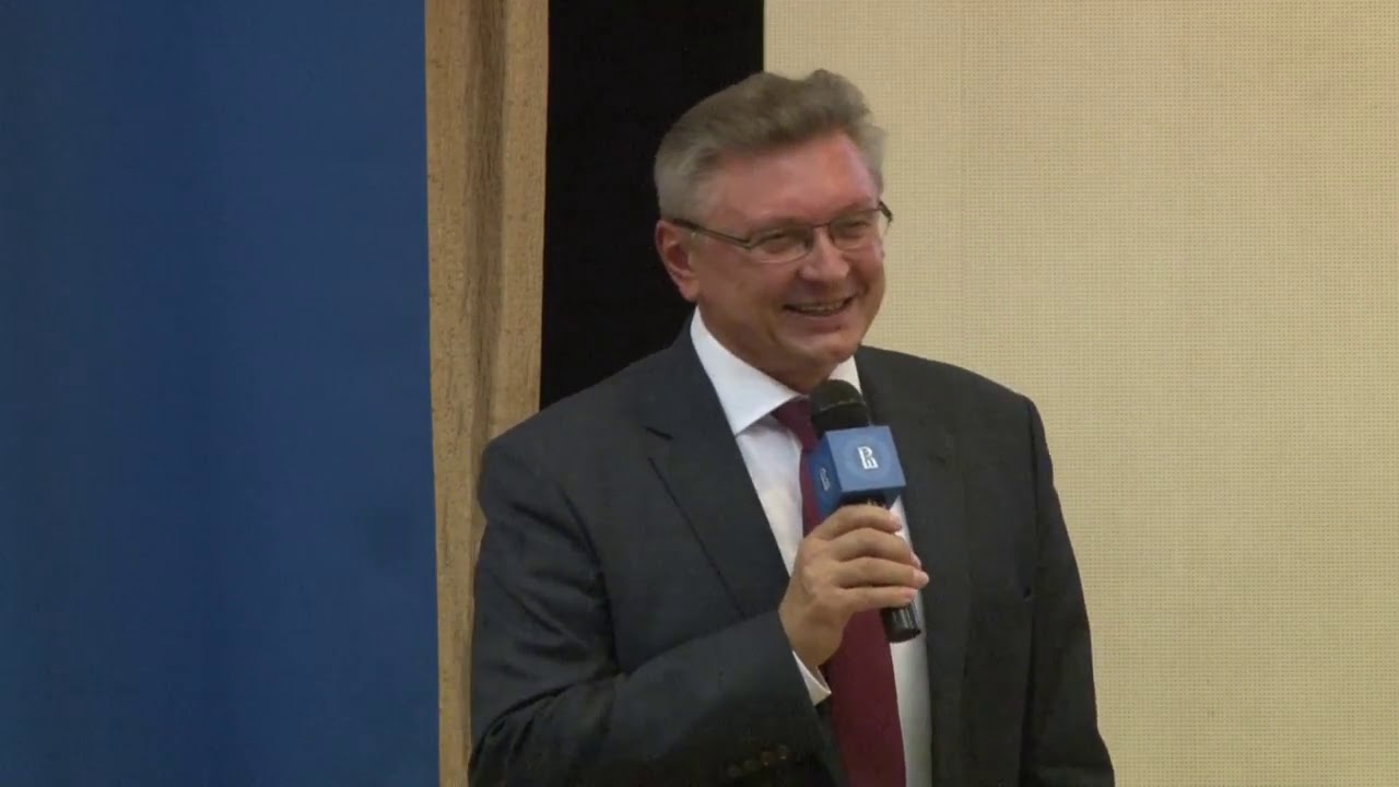 Интервью с Вячеславом Уточкиным, директором образовательных программ по геймдеву ВШБИ НИУ ВШЭ: 20 вопросов о геймдеве - 3 Интервью с Вячеславом Уточкиным, директором образовательных программ по геймдеву ВШБИ НИУ ВШЭ: 20 вопросов о геймдеве - 3