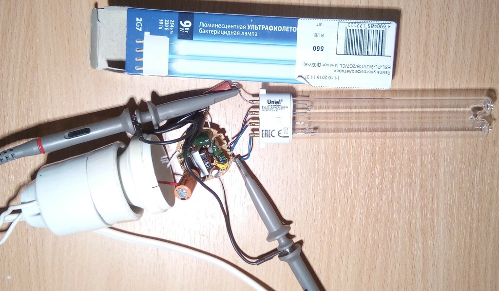 Изготовление и применение антикороновирусной лампы - 6 Рисунок 5: Подключение щупов осциллографа.