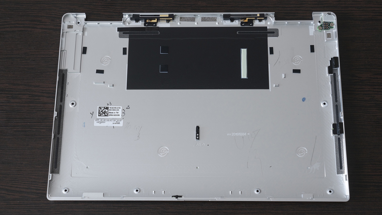 Dell XPS 13 7390 «2 в 1»: лёгкий металлический трансформер с ярким экраном и Intel Ice Lake - 17