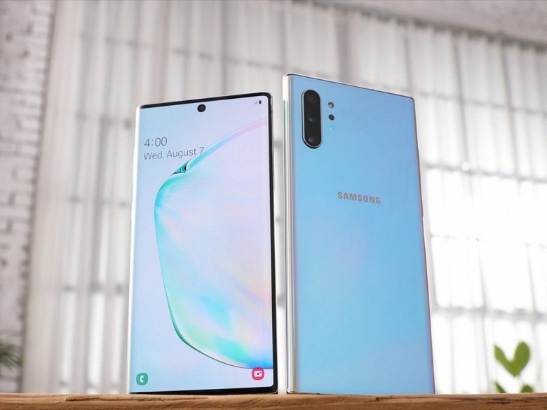 Владельцы Samsung Galaxy Note10, радуйтесь. Прошлогодние флагманы получили оболочку One UI 2.1