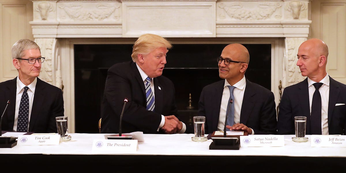 Почту США опять хотят обанкротить из-за Amazon. Как это происходит - 4