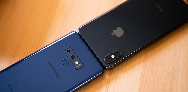 Продажи дорогих iPhone пострадали от коронавируса меньше, чем продажи аппаратов Samsung. Но лучше всех чувствует себя Xiaomi