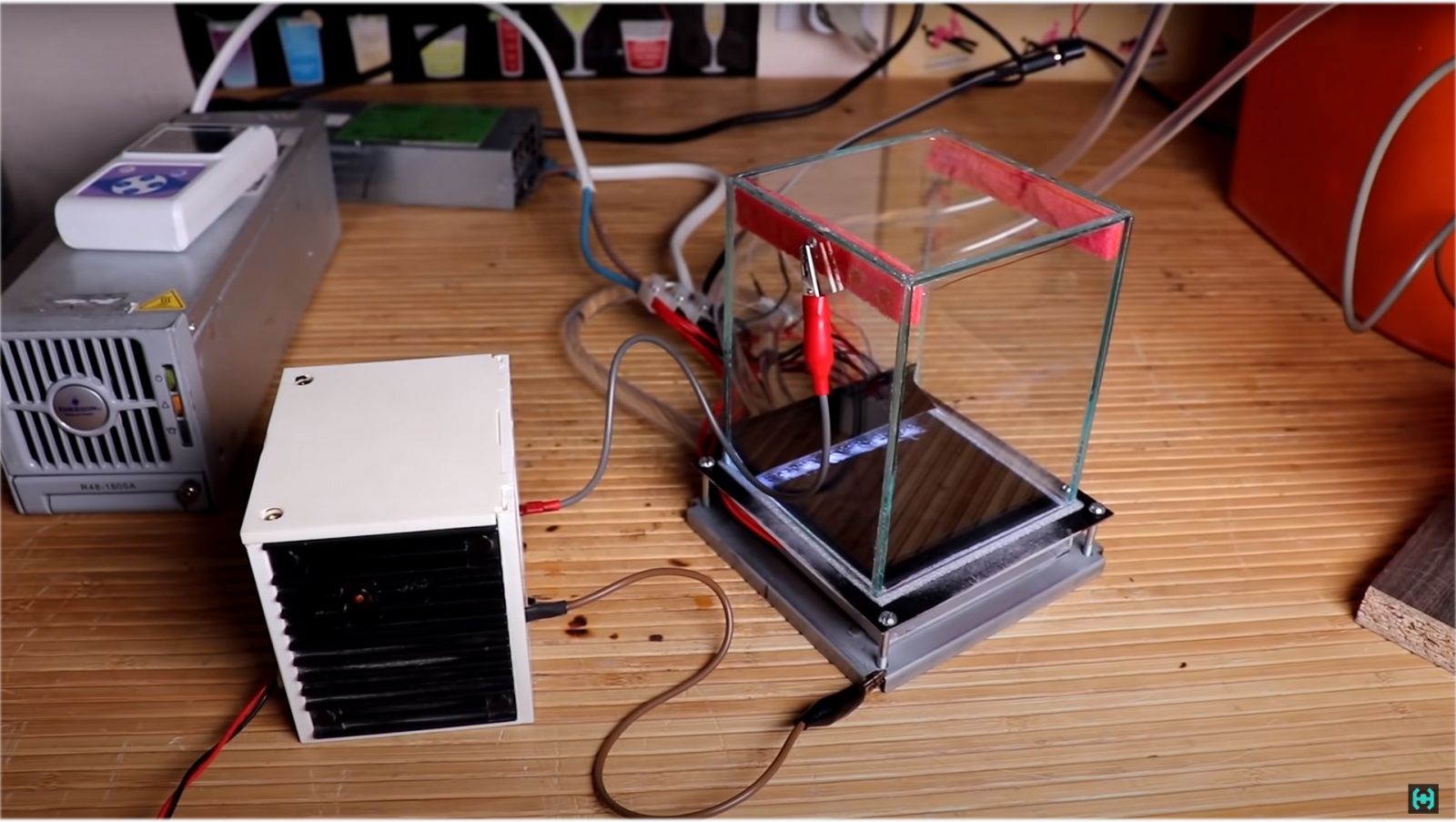 По следам горячих частиц. Камера Вильсона - 13 По следам горячих частиц. Камера Вильсона - 13