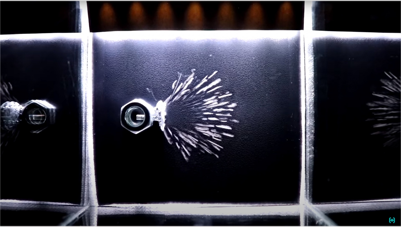 По следам горячих частиц. Камера Вильсона - 19 По следам горячих частиц. Камера Вильсона - 19