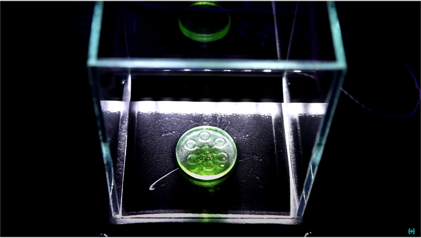 По следам горячих частиц. Камера Вильсона - 23 По следам горячих частиц. Камера Вильсона - 23