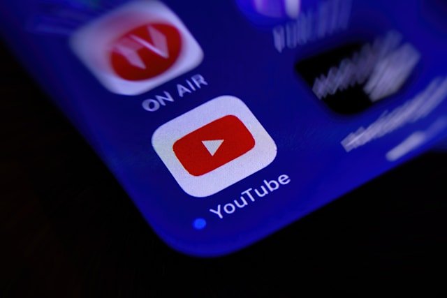 YouTube будет напоминать, что пора спать