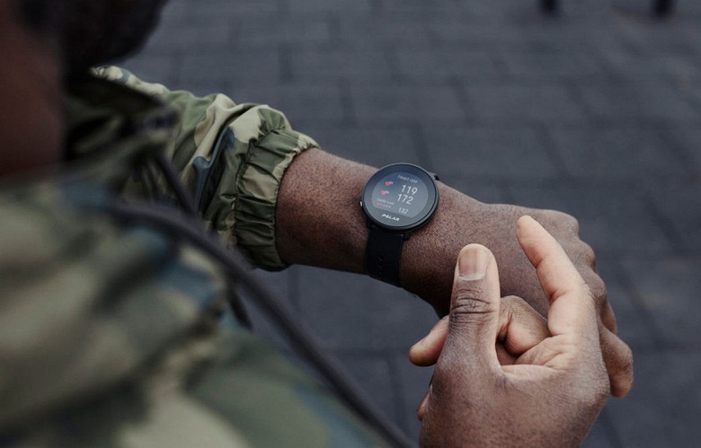 Polar Unite &mdash; спортивные часы с широкими возможностями по отслеживанию тренировок