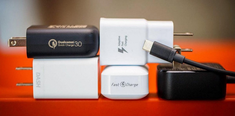 Под угрозой, возможно, миллиарды пользователей смартфонов. Новая уязвимость позволяет &laquo;сжечь&raquo; мобильное устройство