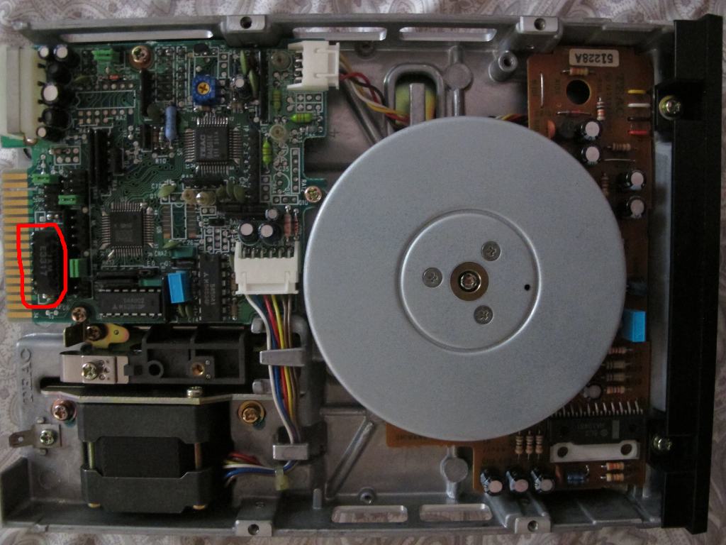 Превращаем компьютер BBC Micro (1981 год) в устройство записи защищённых дисков за 40 000 долларов - 6 Превращаем компьютер BBC Micro (1981 год) в устройство записи защищённых дисков за 40 000 долларов - 6