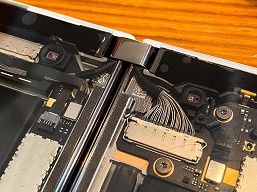 Как устроен внутри один из самых необычных смартфонов 2020 года. Microsoft показала внутренности Surface Duo - 3 Как устроен внутри один из самых необычных смартфонов 2020 года. Microsoft показала внутренности Surface Duo