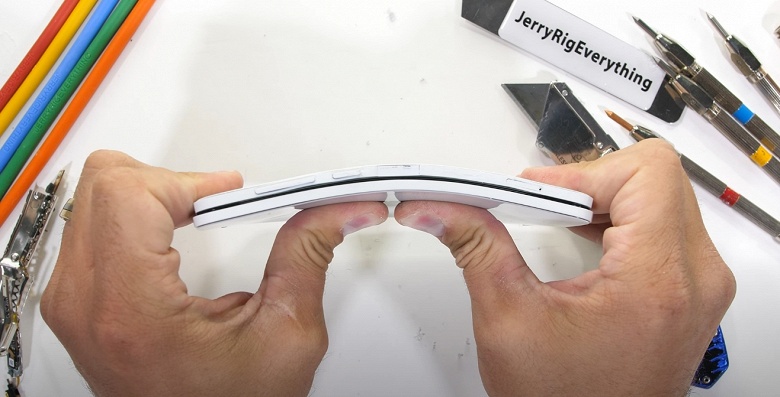 Microsoft Duo — очень гибкий негибкий смартфон - 1 Microsoft Duo — очень гибкий негибкий смартфон