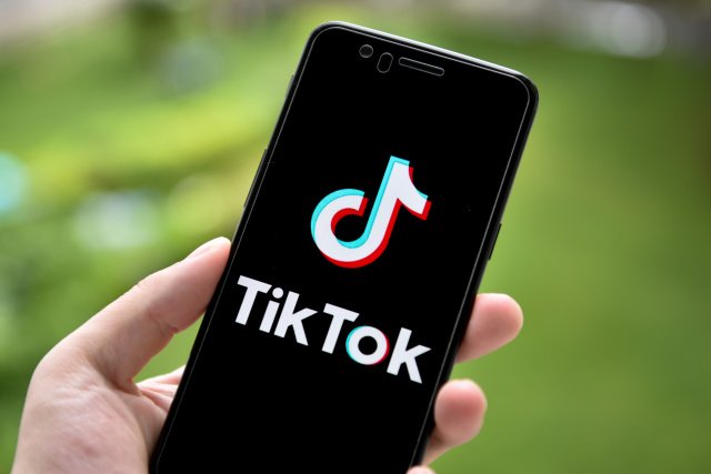 Трамп одобрил сделку TikTok с Oracle