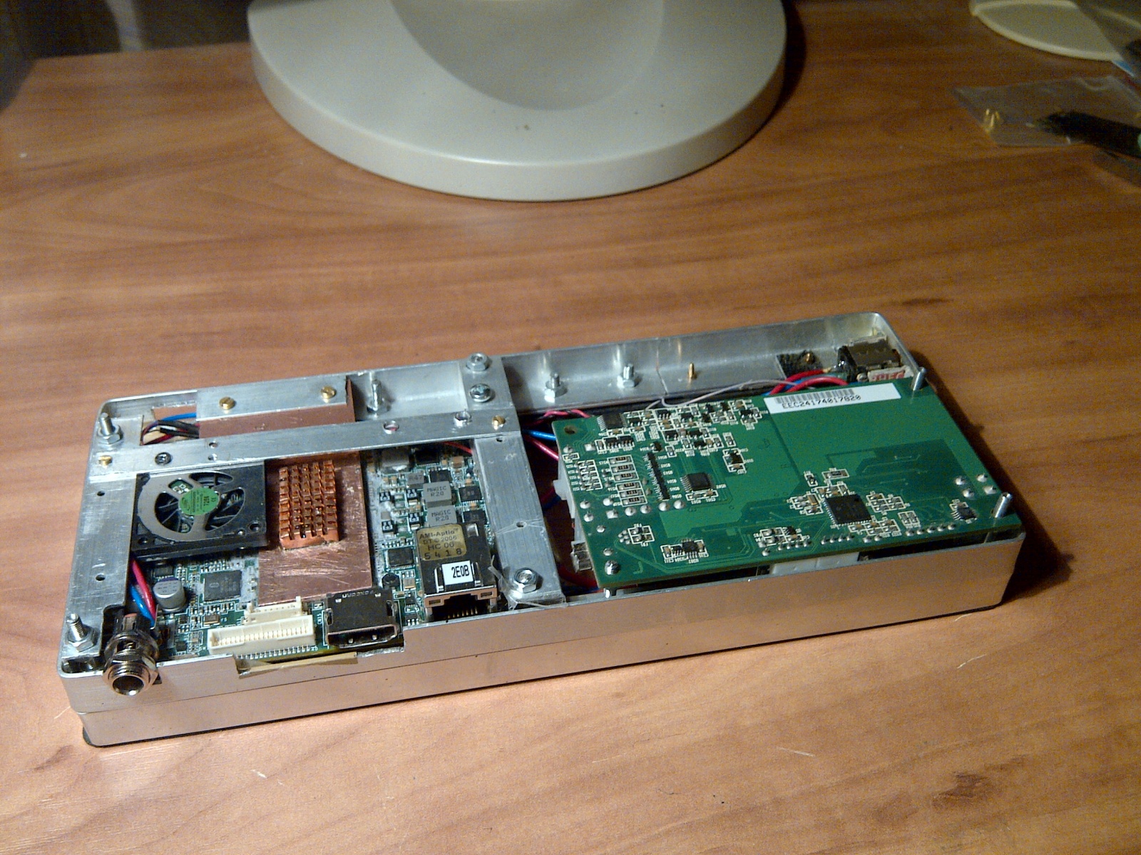 Сборка очень компактного планшетного ПК на базе Core i7 - 3 Сборка очень компактного планшетного ПК на базе Core i7 - 3